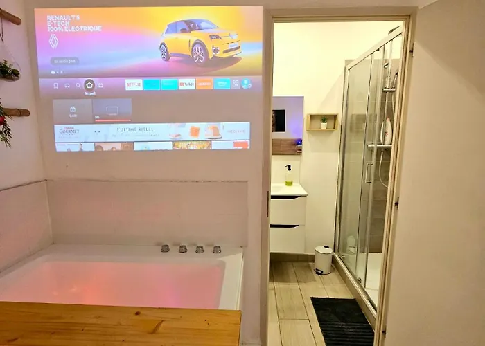 Apartment Le 2005 Double Balneo, Lit Queen Size, Soiree Romantique