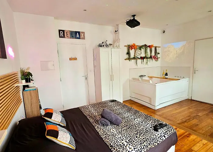 Le 2005 Double Balneo, Lit Queen Size, Soiree Romantique