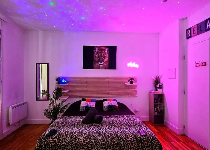 Le 2005 Double Balneo, Lit Queen Size, Soiree Romantique Apartment