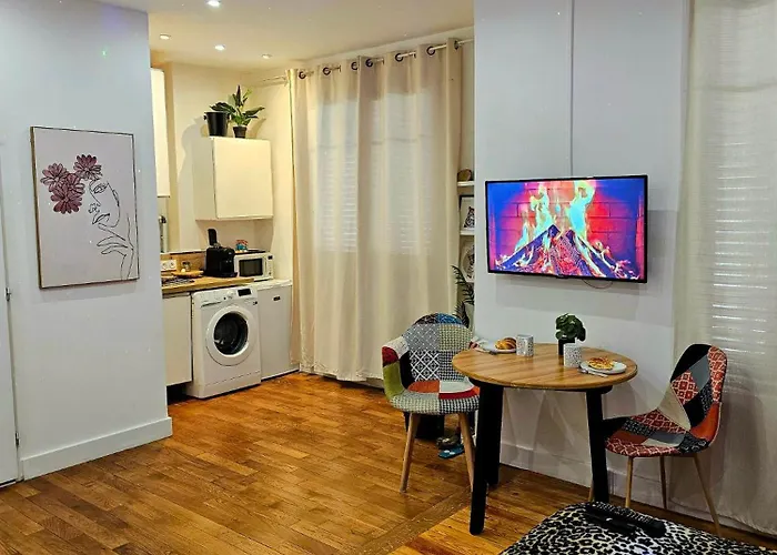 Le 2005 Double Balneo, Lit Queen Size, Soiree Romantique Apartment