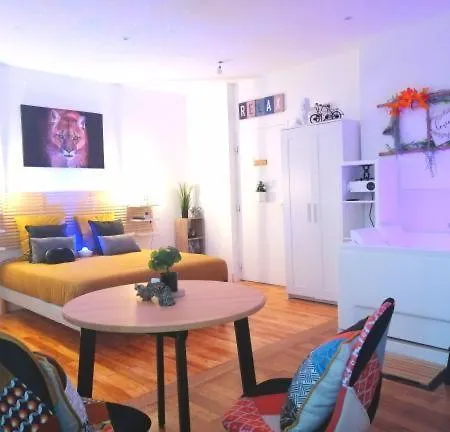 Apartment Le 2005 Double Balneo, Lit Queen Size, Soiree Romantique Grenoble