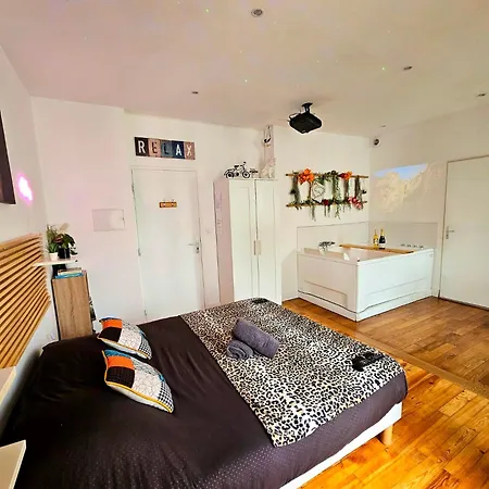 Le 2005 Double Balneo, Lit Queen Size, Soiree Romantique